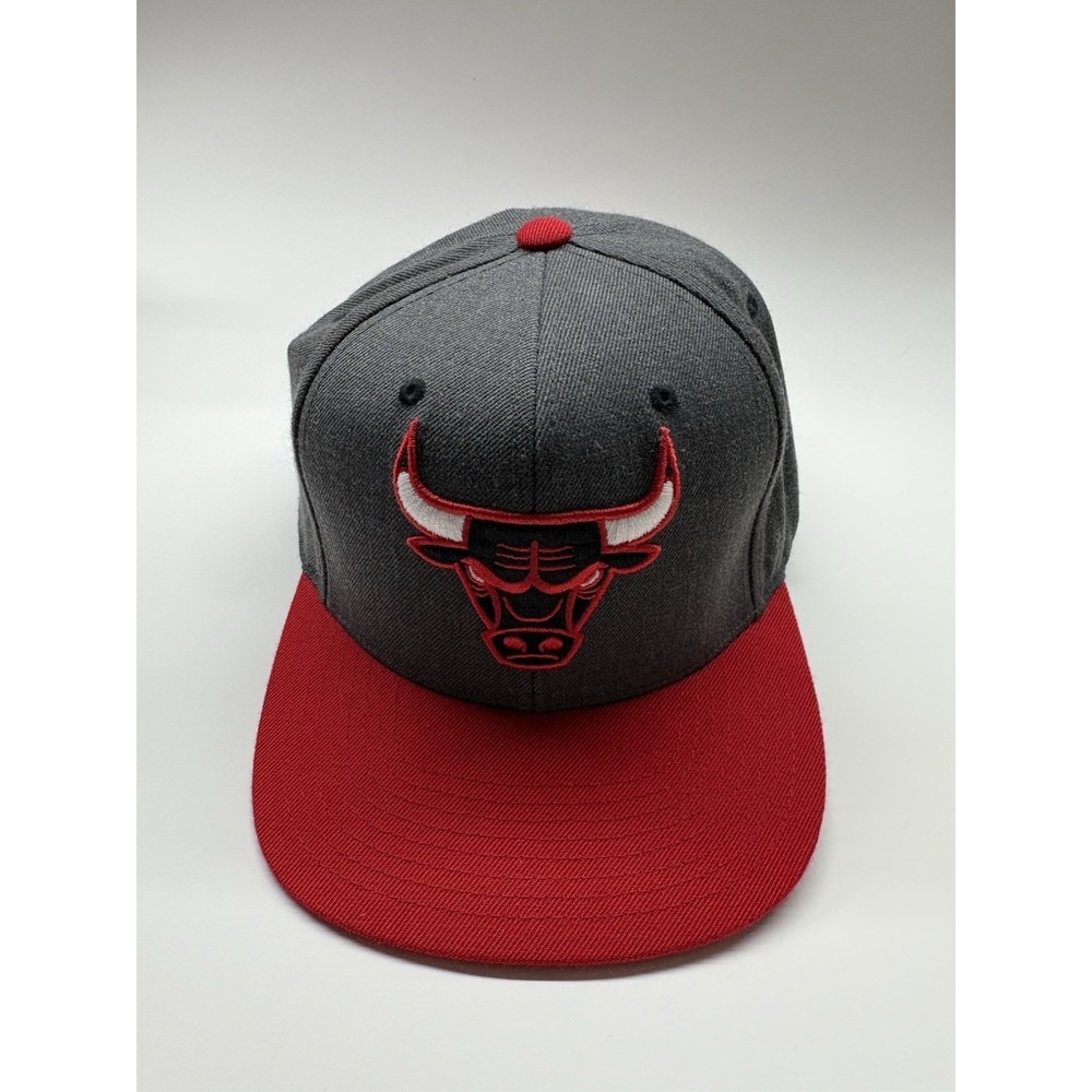 Mitchell & Ness Hardwood Classics NBA Chicago Bulls‎ Snap Back Hat Gray